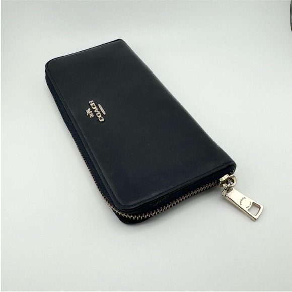 Coach slim zip around wallet - Picture 6 of 14